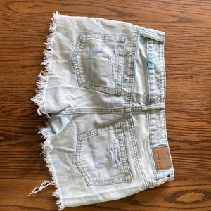 American Eagle Light colored jean shorts